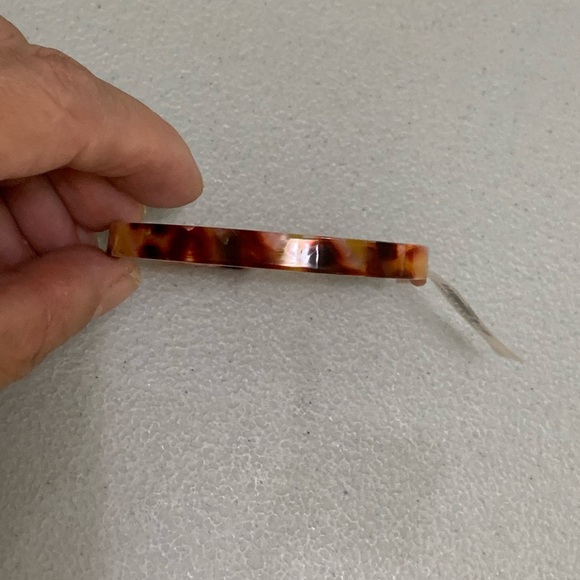 Francesca’s collection noemi pink tortoise cuff - Picture 9 of 16